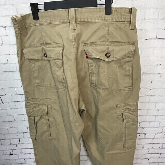 Levis Mens Cargo Loose Straight Khaki Skater Pants Size 34x32 Large Pockets T - Picture 9 of 12
